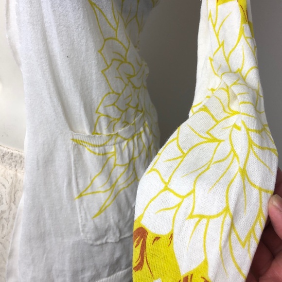 Anthropologie Sparrow White Yellow Floral Print Lightweight Cardigan Size S - Picture 7 of 13